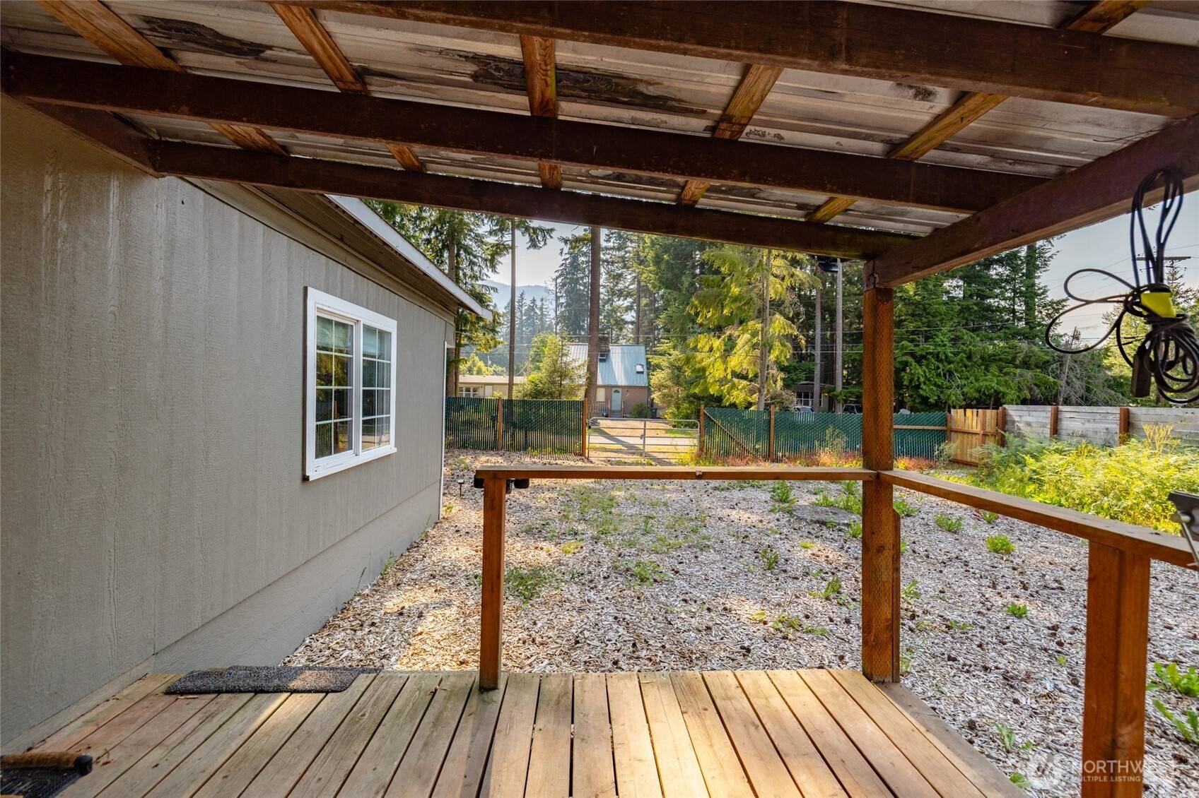 8397 Golden Valley BLVD, Maple Falls, WA 98266