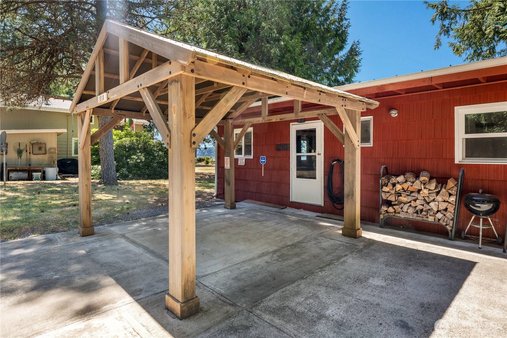 1510 W Herron Blvd NW, Lakebay, WA 98349