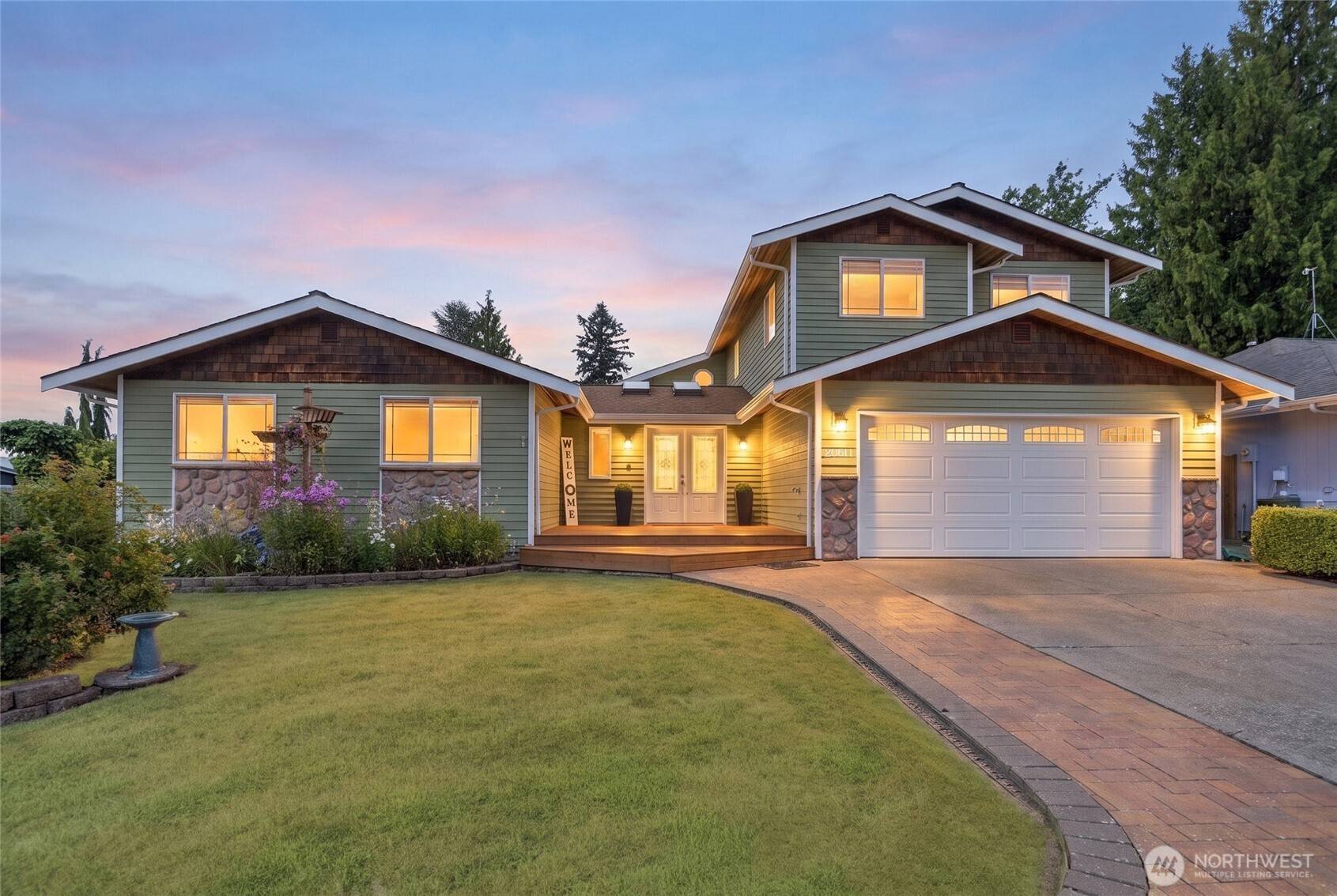20611 6th PL W, Lynnwood, WA 98036