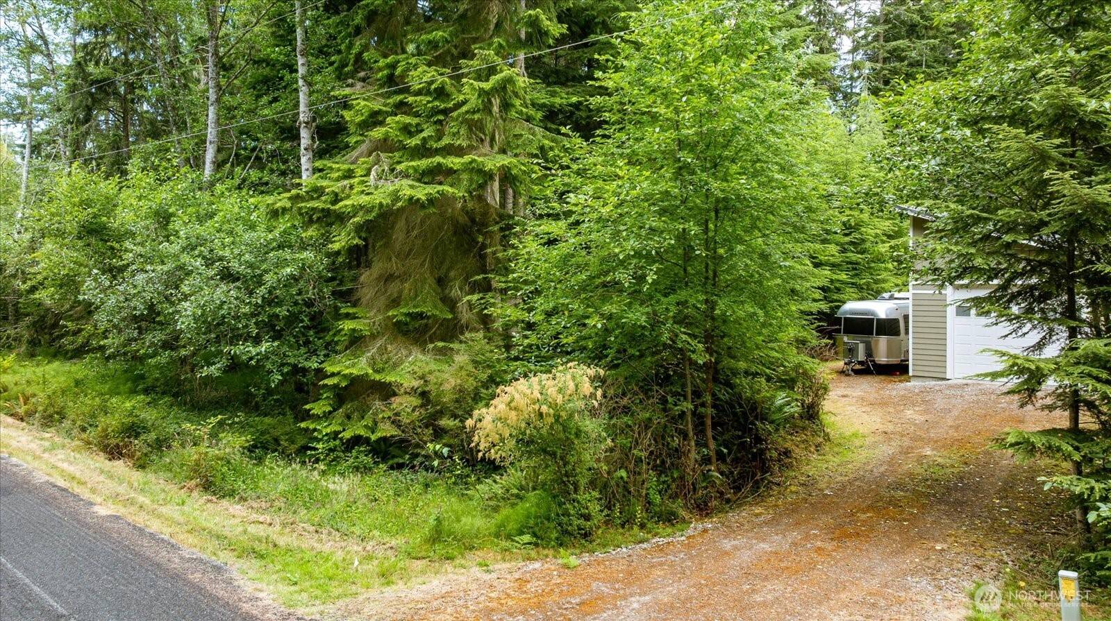 3086 Spahr RD, Greenbank, WA 98253