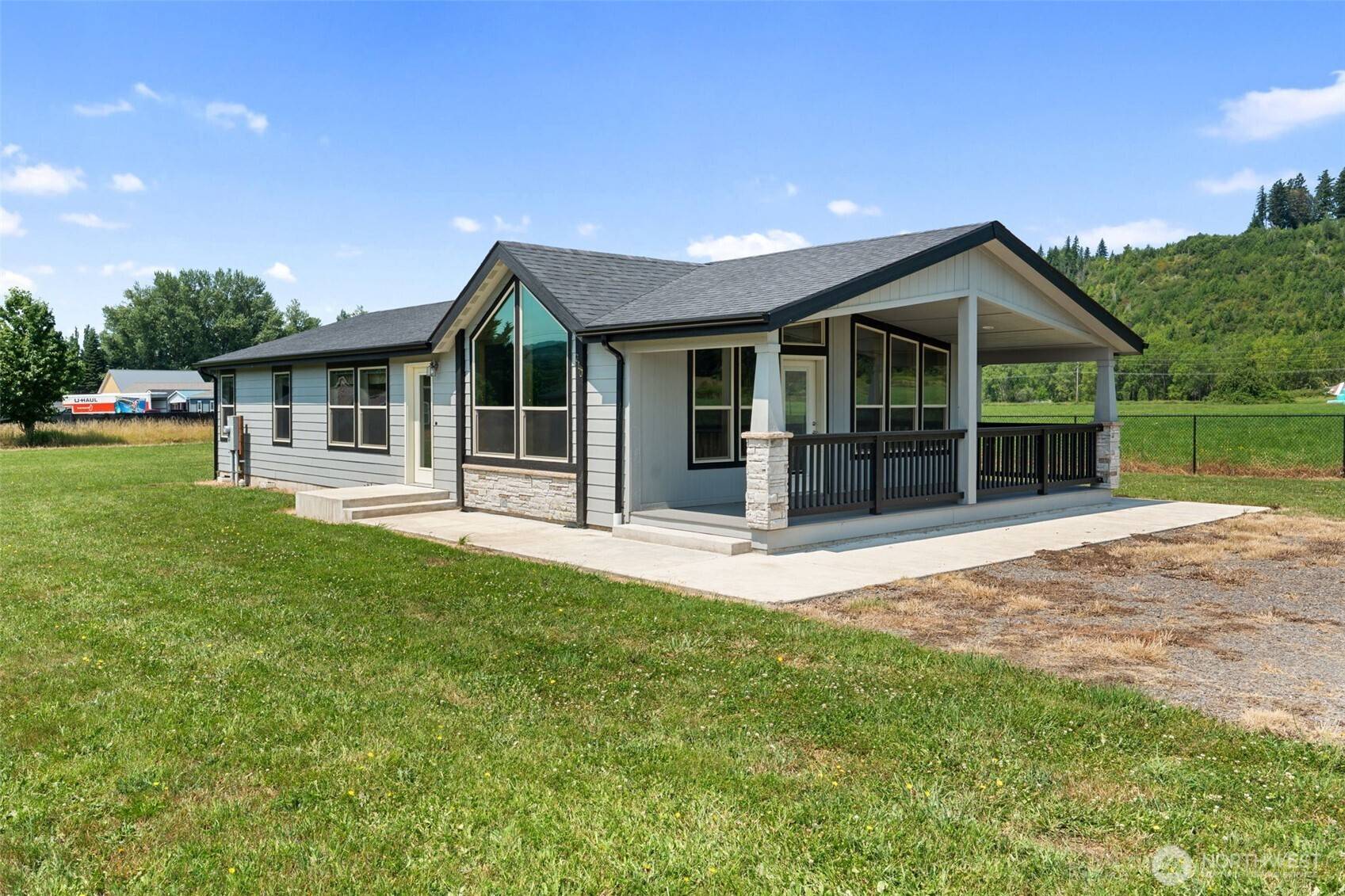 210 Mossyrock RD W, Mossyrock, WA 98564