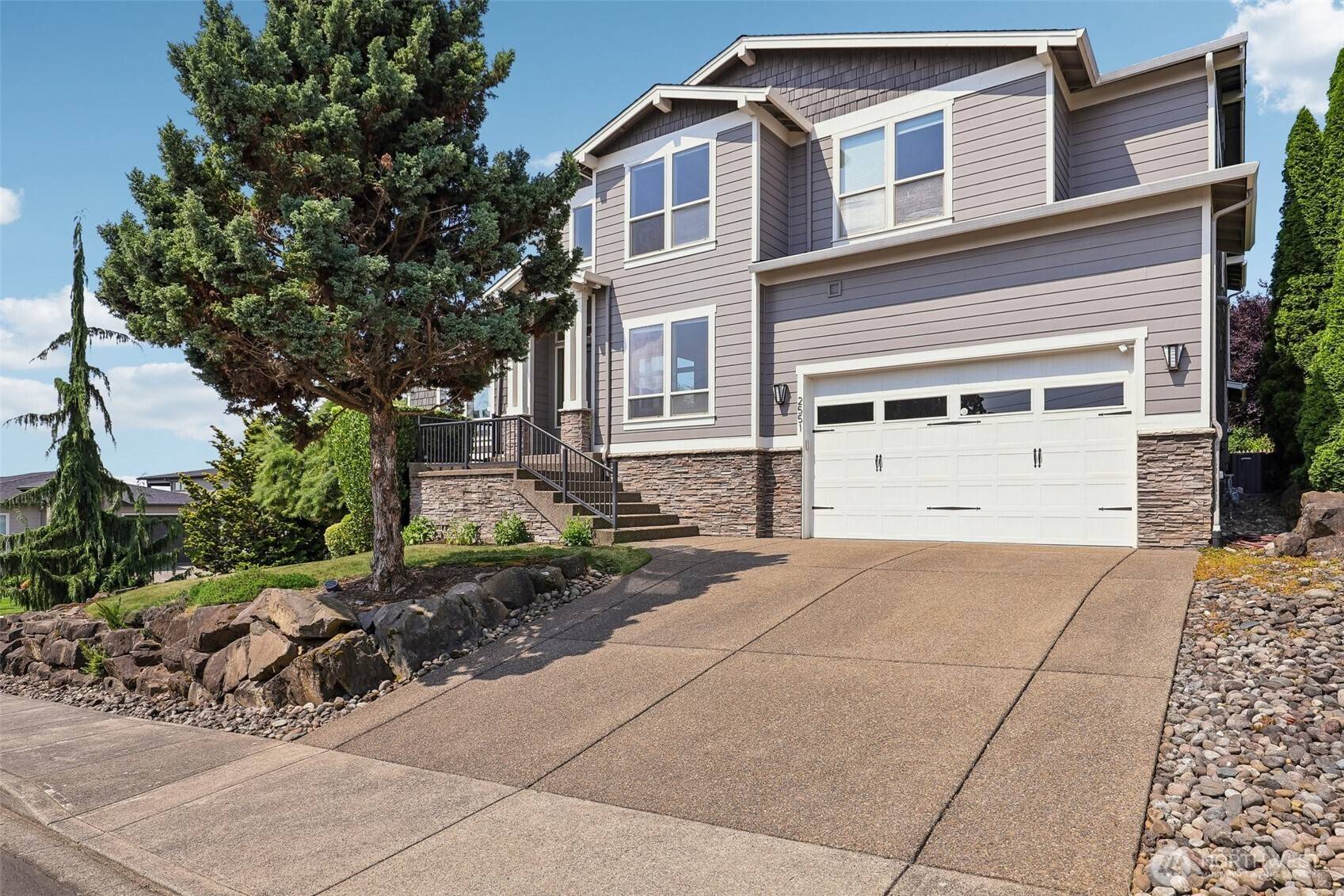 2551 W 1st ST, Washougal, WA 98671