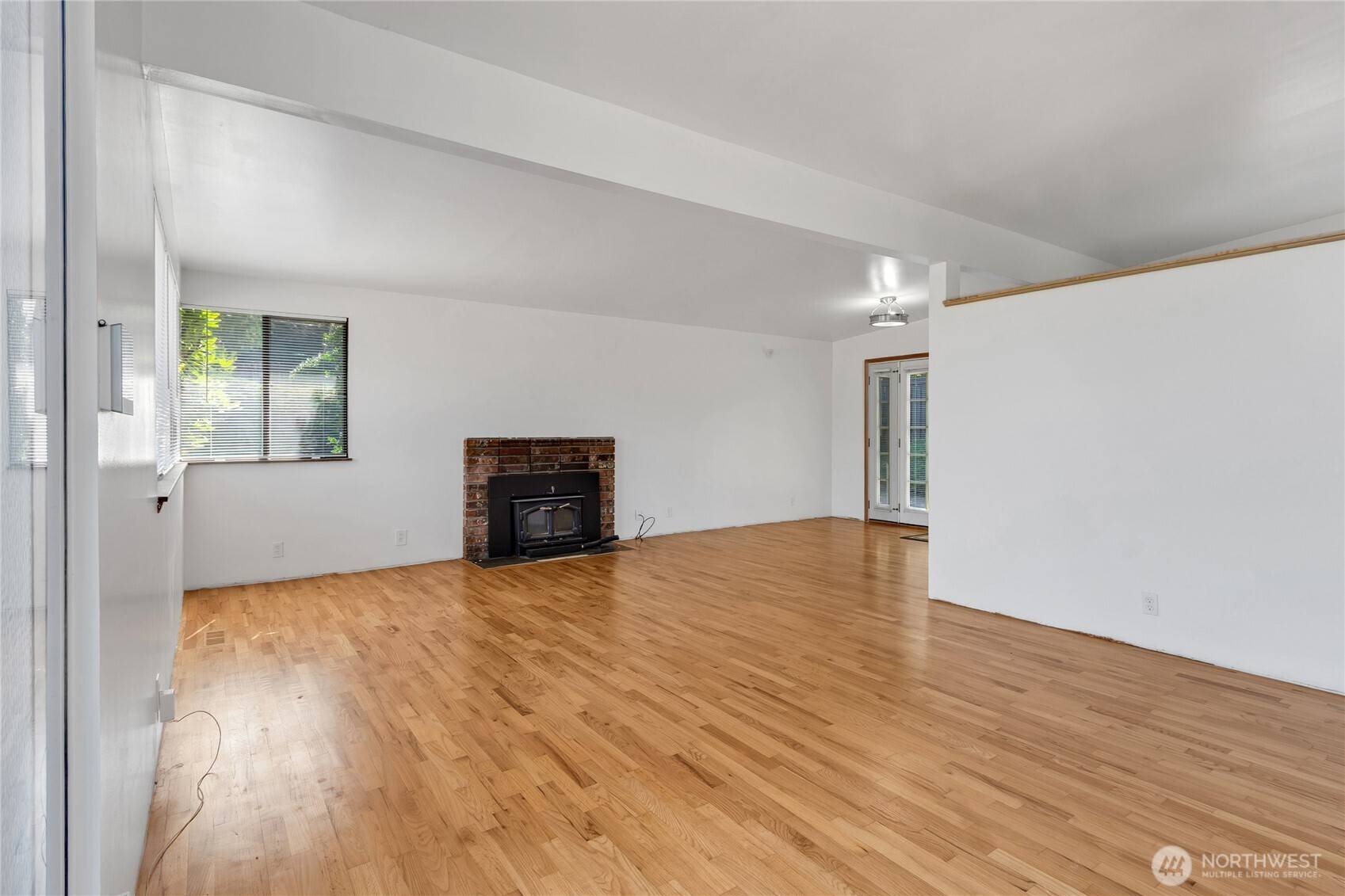 317 S 208th ST, Des Moines, WA 98198
