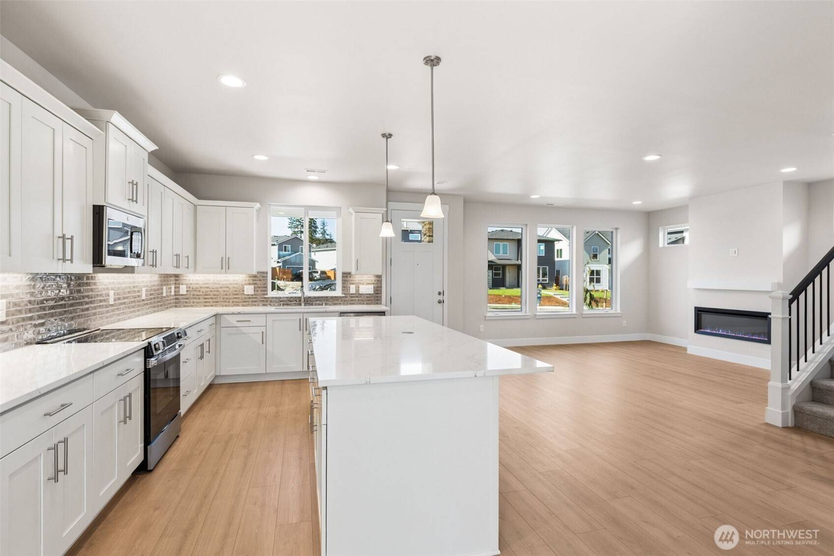 14535 204th AVE E #907, Bonney Lake, WA 98391
