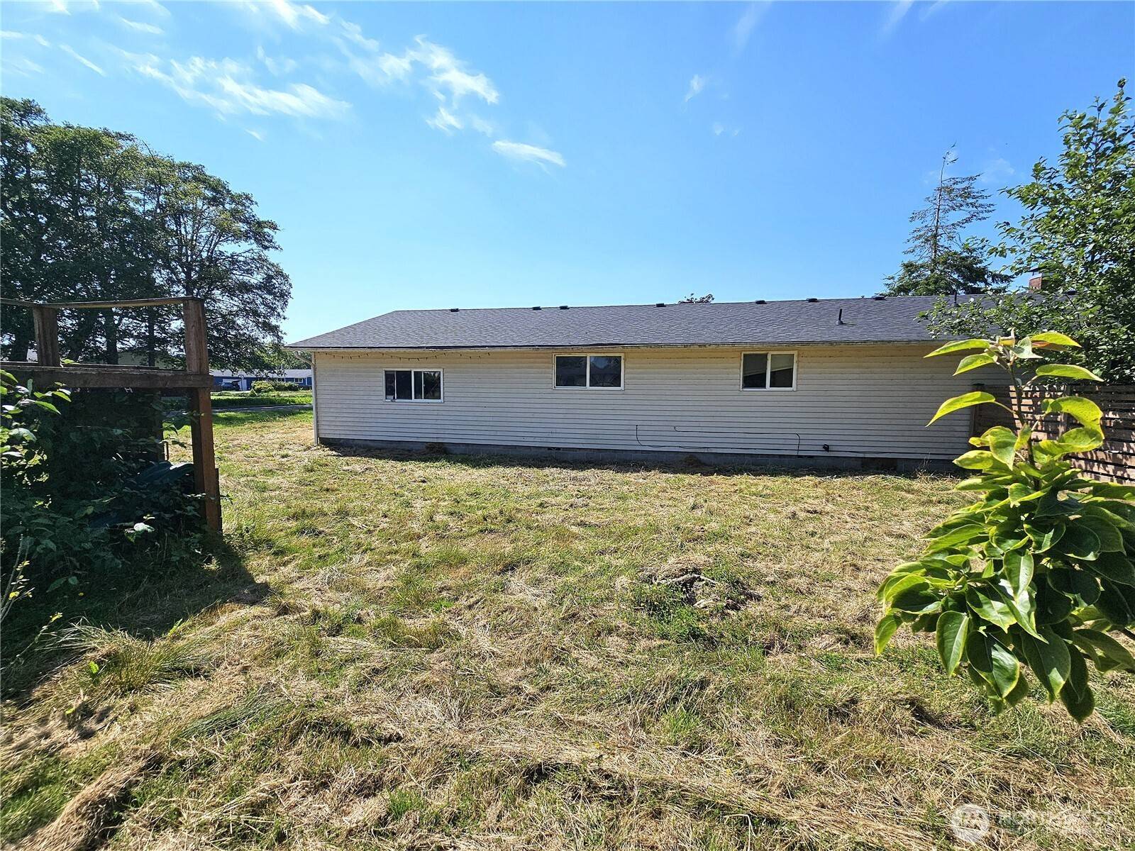 7207 Captain Robert Gray DR, Ilwaco, WA 98624