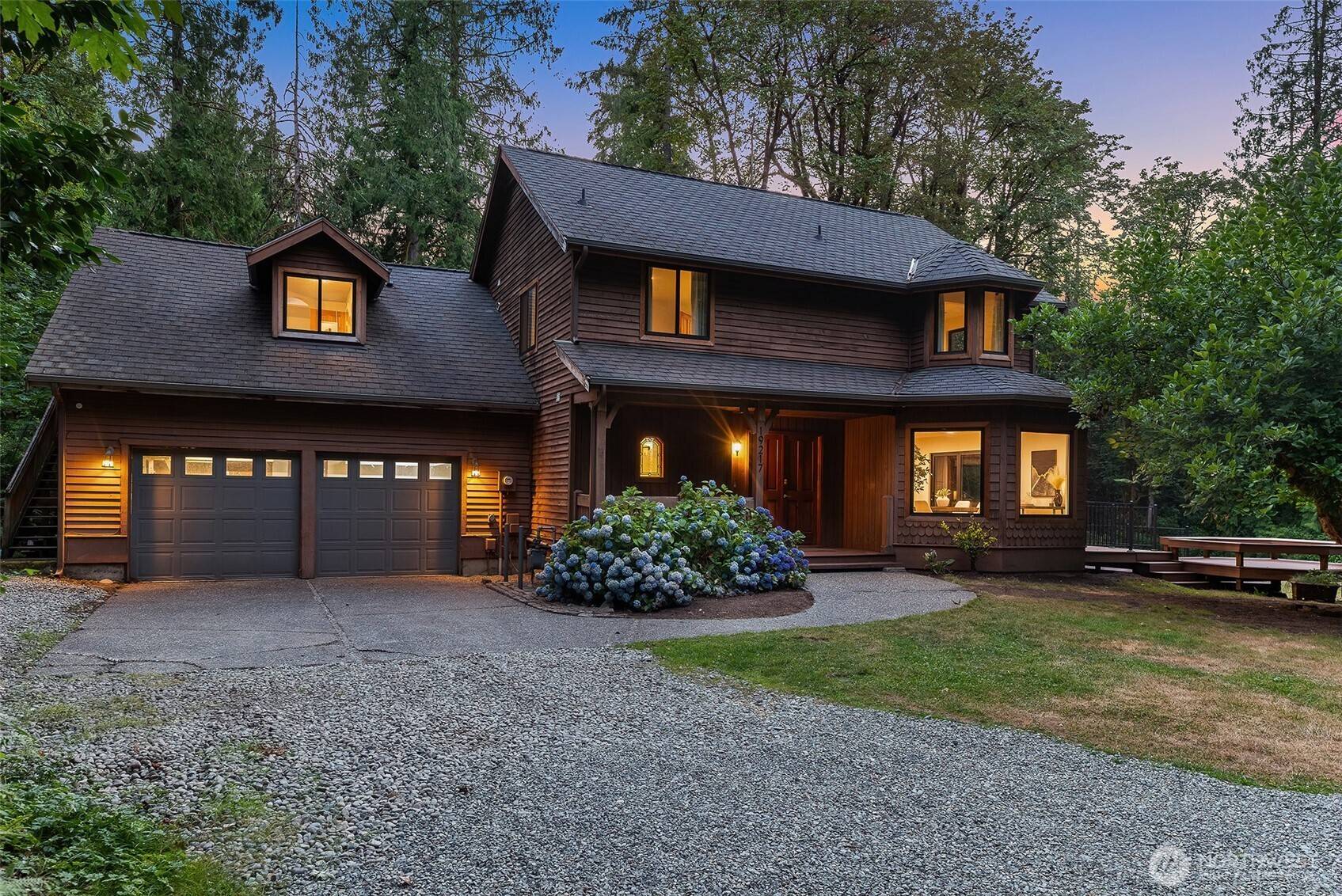 19217 SE 62nd PL, Issaquah, WA 98027
