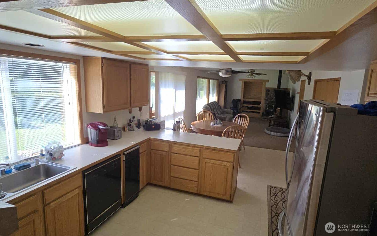 4244 Duckabush RD, Brinnon, WA 98320