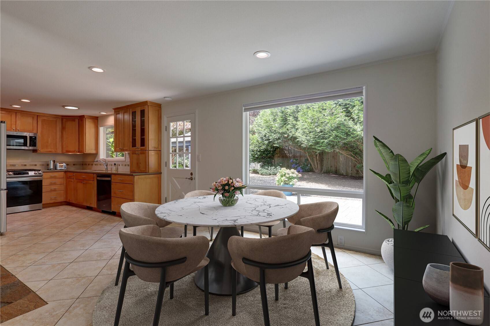 2327 248th AVE SE, Sammamish, WA 98075
