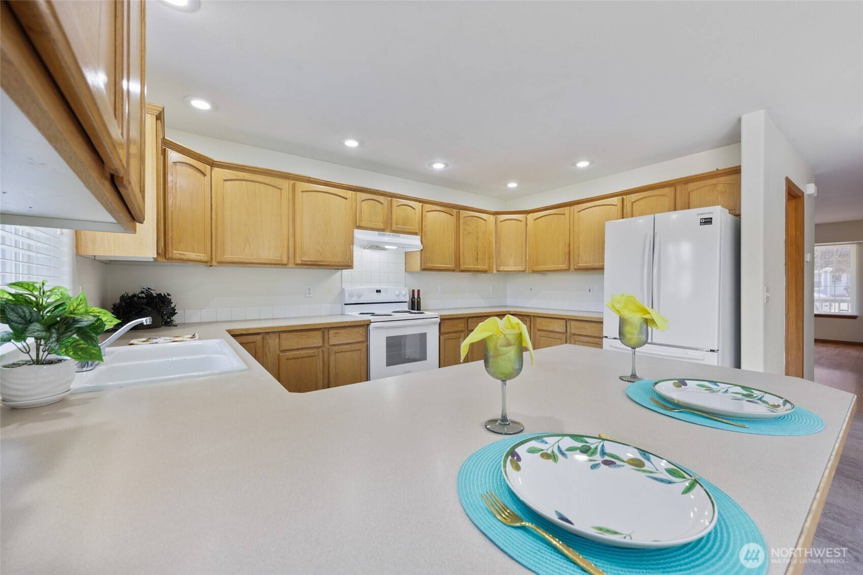 15814 90th AVE SE, Yelm, WA 98597