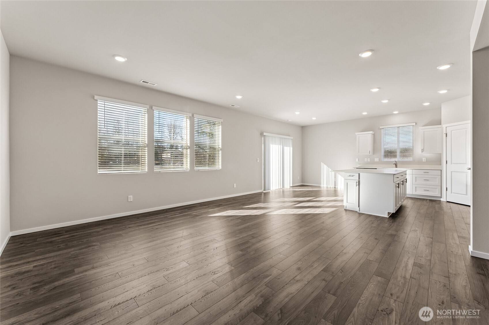 485 Cremini LOOP SE #8, Lacey, WA 98513