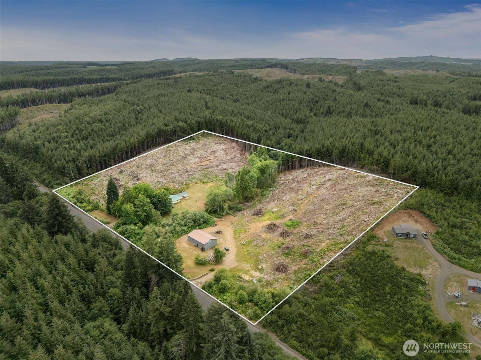 1929 US HWY 101, Hoquiam, WA 98550