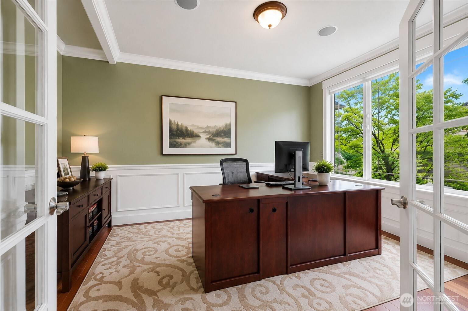 24121 NE 1st PL, Sammamish, WA 98074