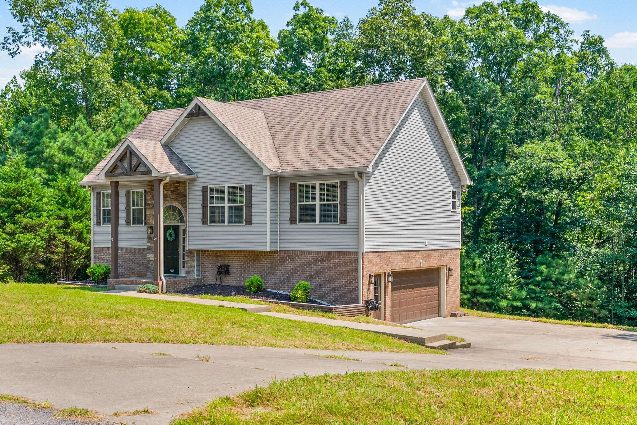 5005 Marion Rd, Cunningham, TN 37052