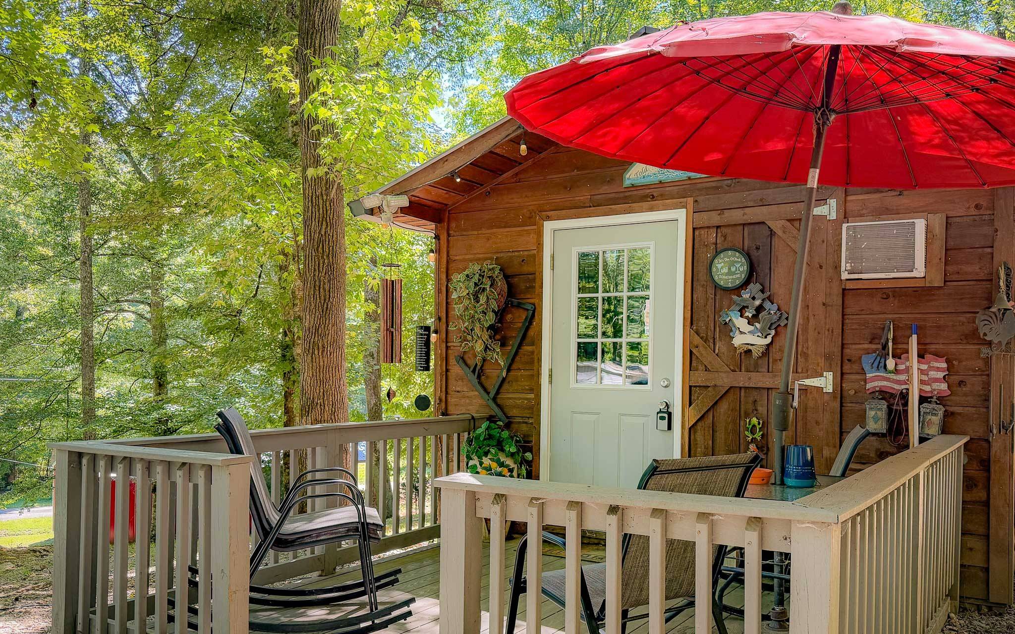 263 Porter Hollow Rd, Linden, TN 37096
