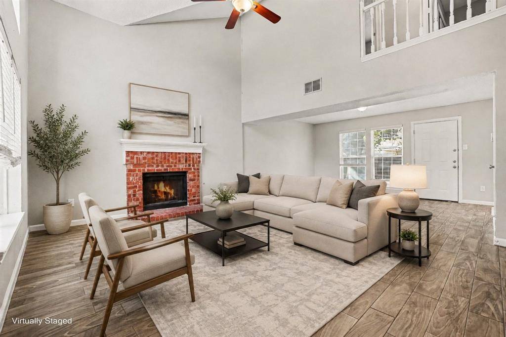 307 Hopewell Street, Grand Prairie, TX 75052