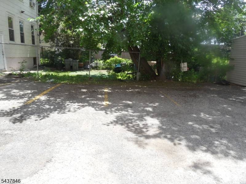 612 Lyons Ave, Irvington Twp., NJ 07111