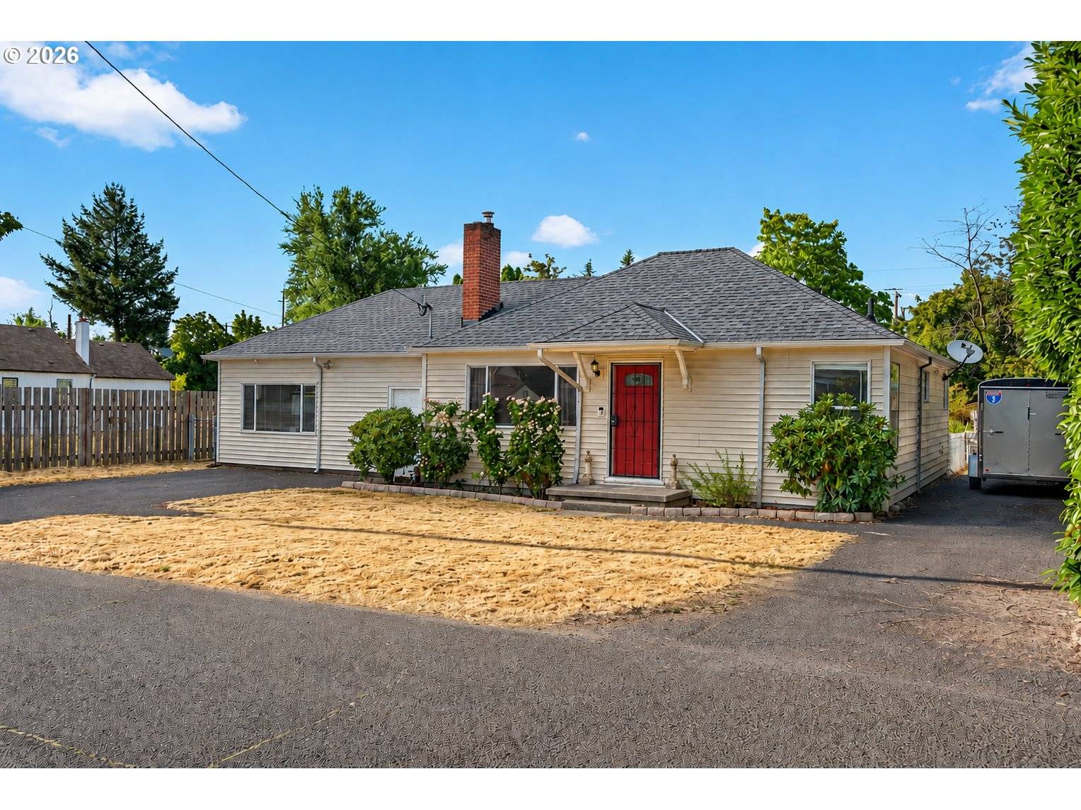 16523 SE CLINTON ST, Portland, OR 97236