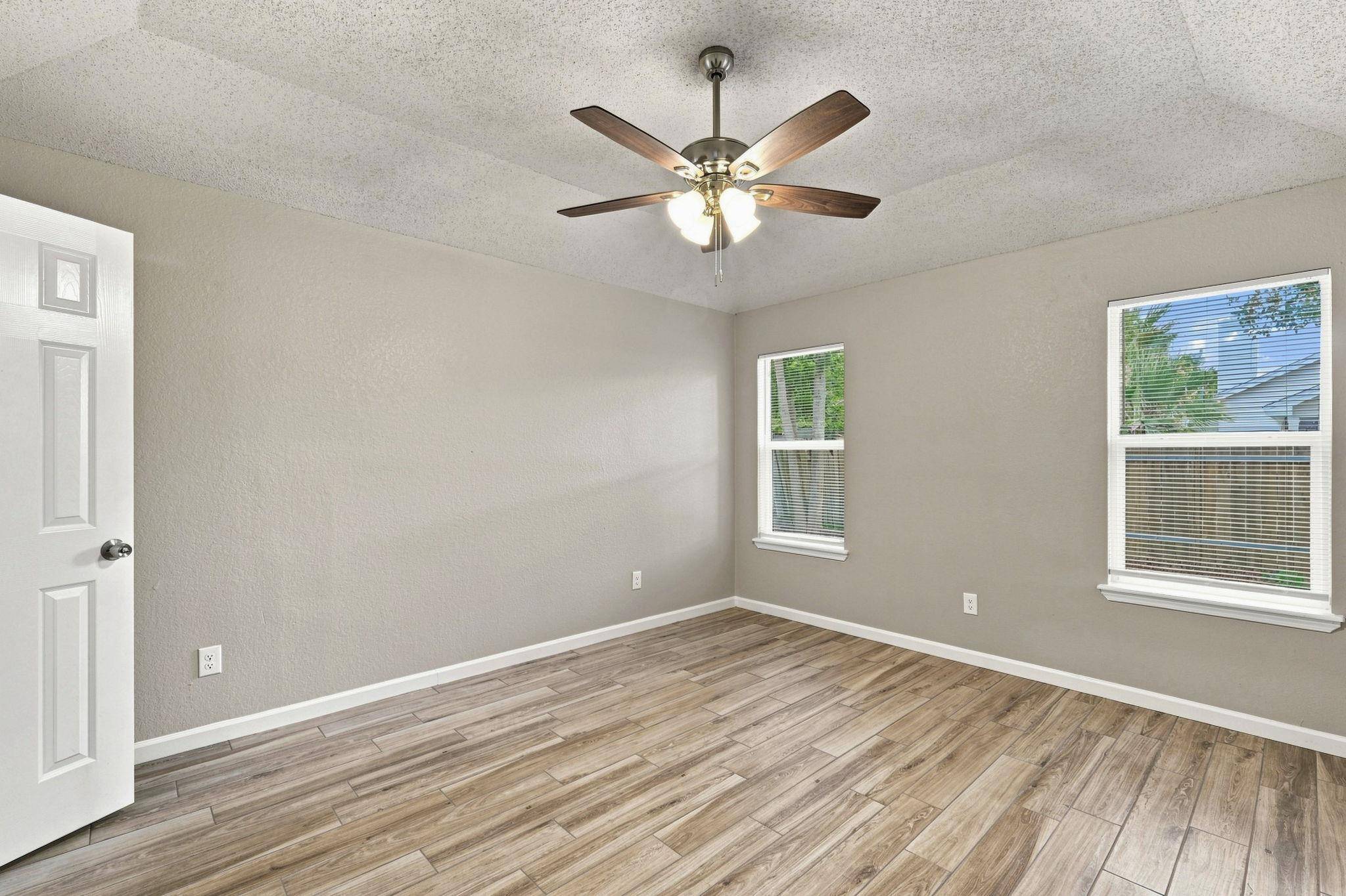 106 Hague ST, Hutto, TX 78634