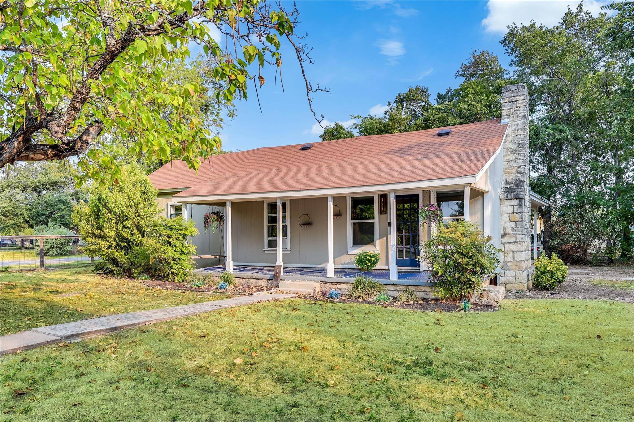 101 Patricks Aly, Liberty Hill, TX 78642