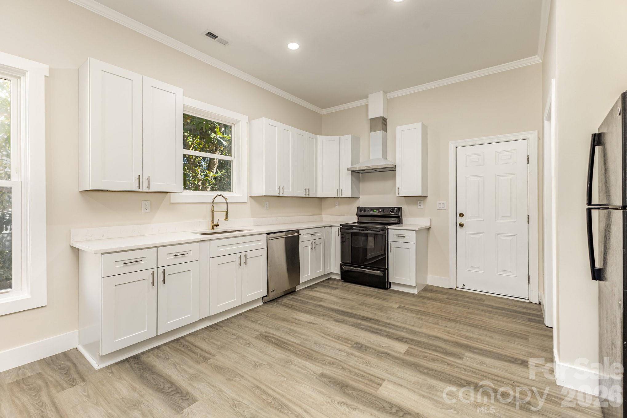 1205 S Lafayette ST, Shelby, NC 28152