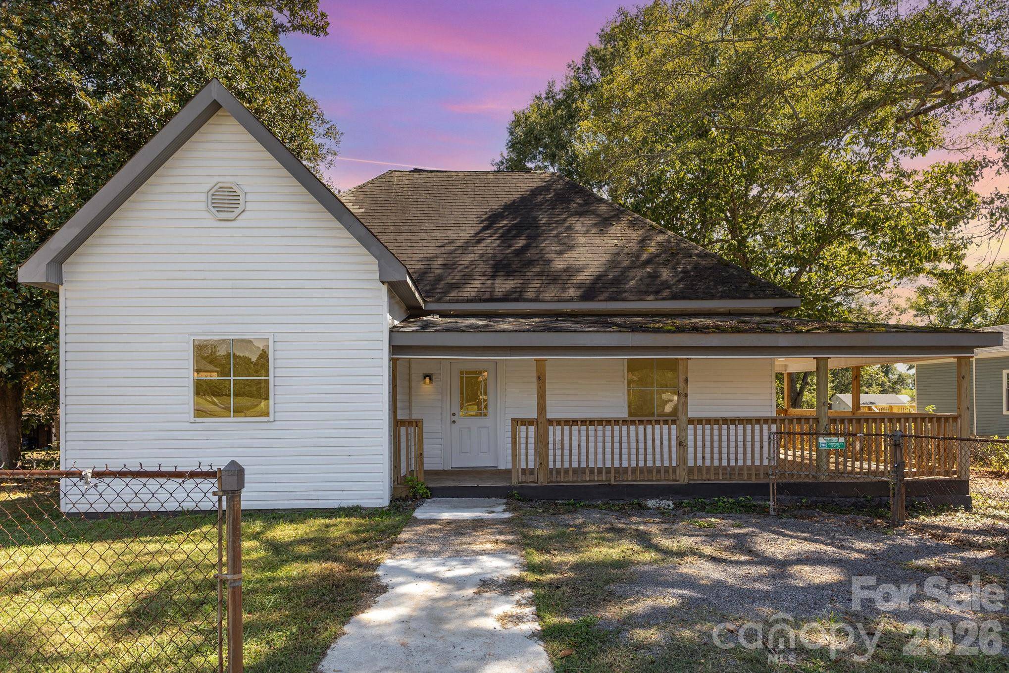 1205 S Lafayette ST, Shelby, NC 28152