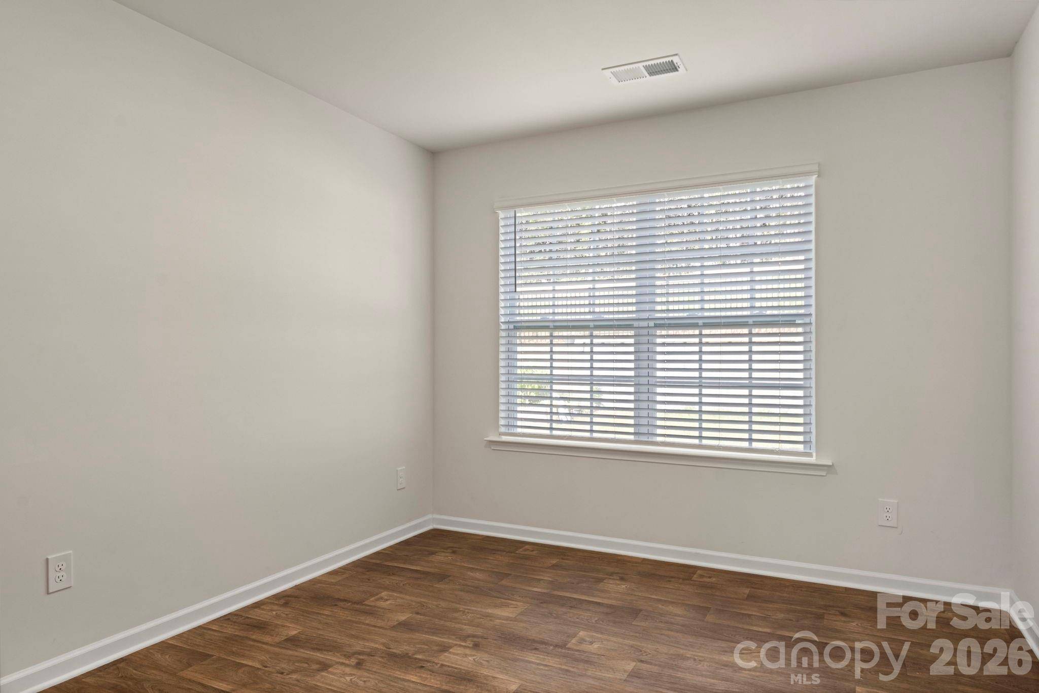 1331 Mifflin LN, Dallas, NC 28034