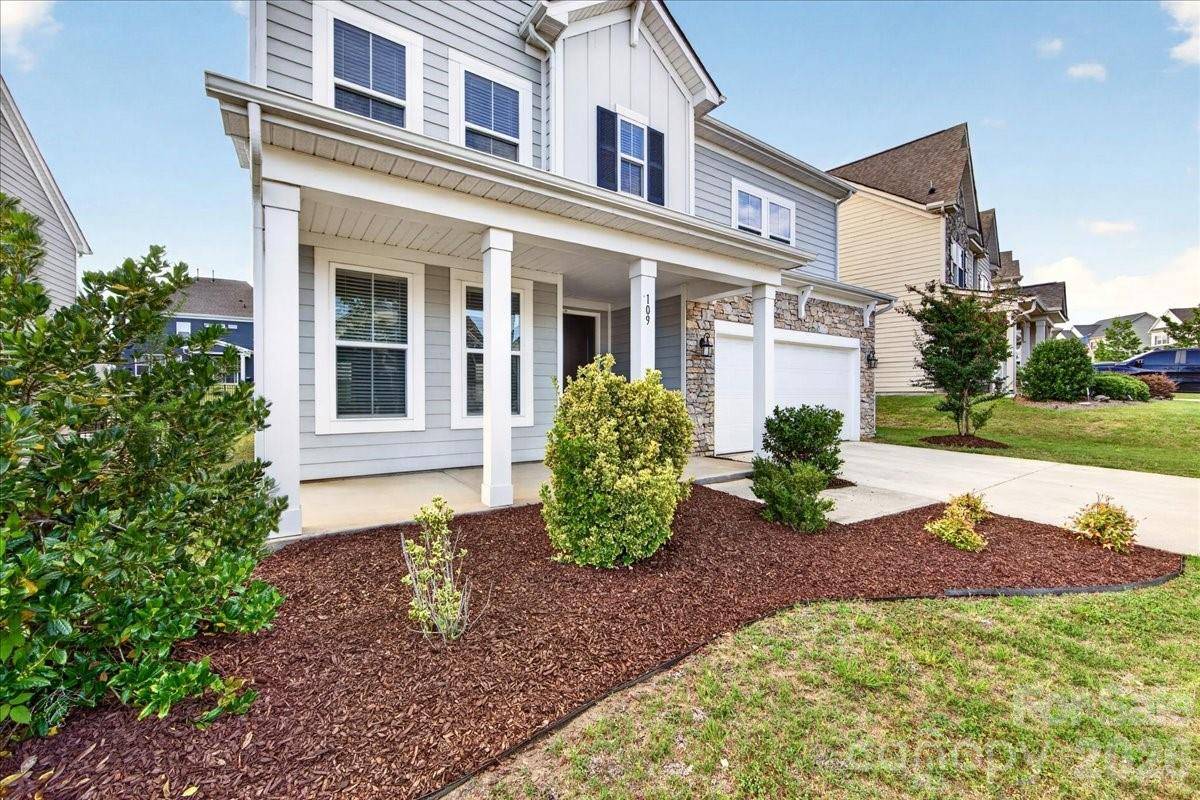 109 Tetcott ST, Mooresville, NC 28115