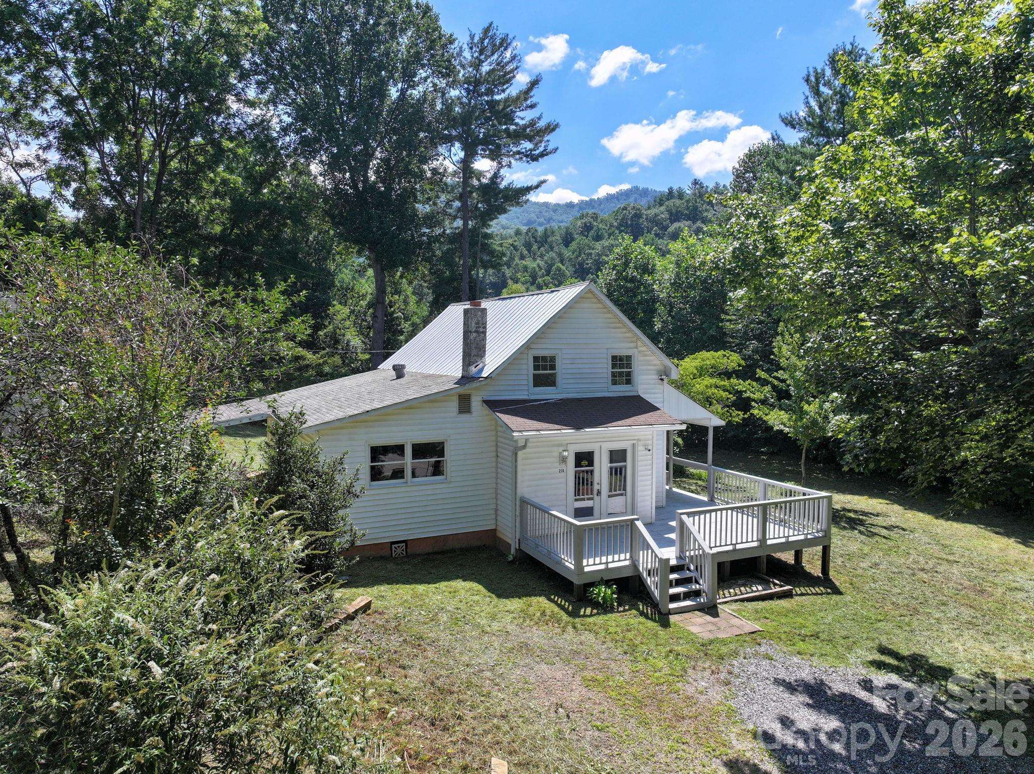 218 Garland Buchanan RD, Sylva, NC 28779