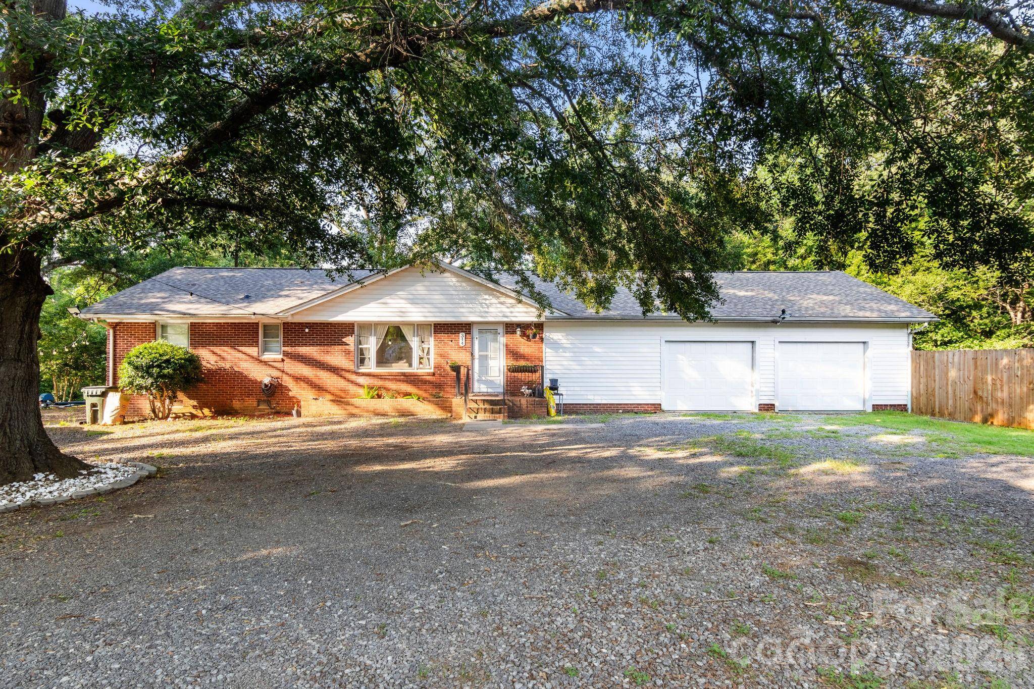 314 Laurel Hill RD, Fort Mill, SC 29707
