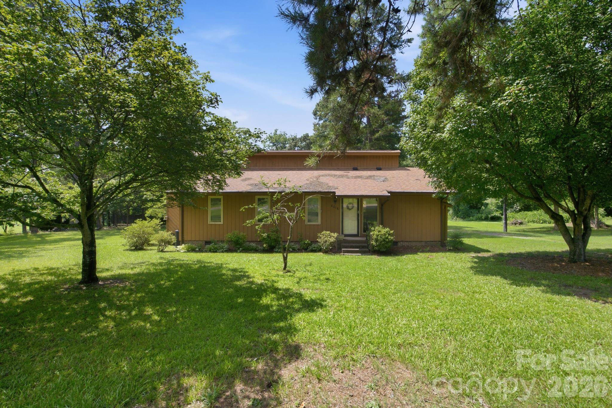 8016 Hedrick CIR, Huntersville, NC 28078