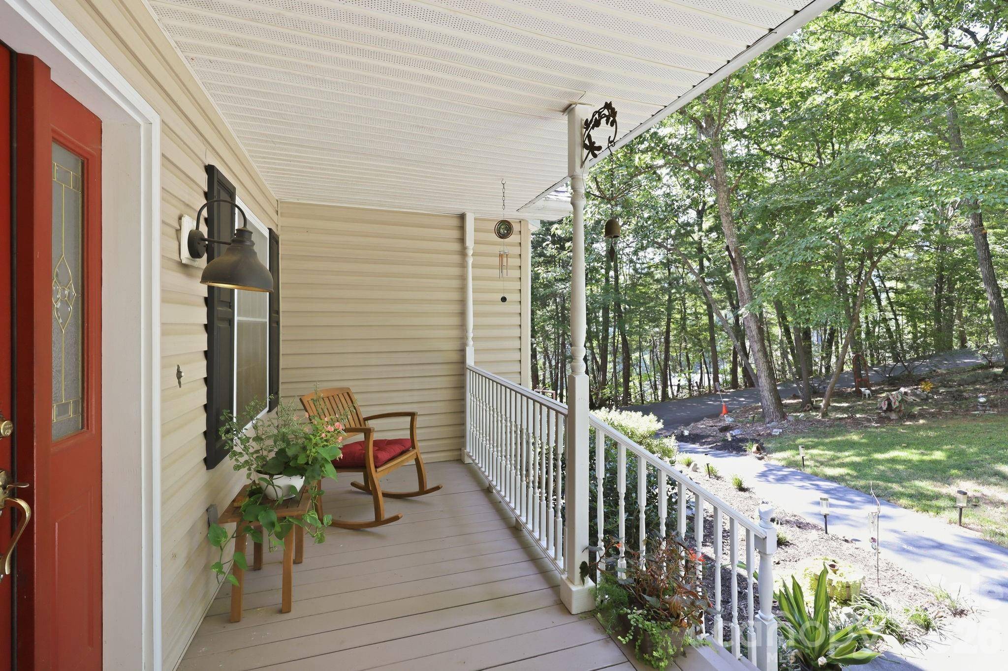 28 Gentlewood TRL, Candler, NC 28715