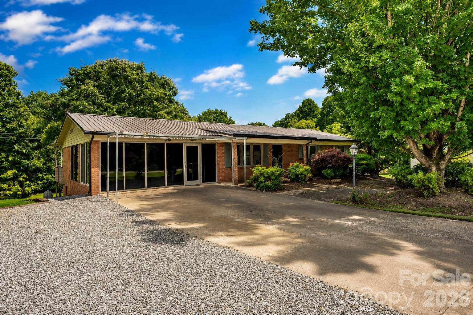 201 Sigmon RD, Statesville, NC 28677