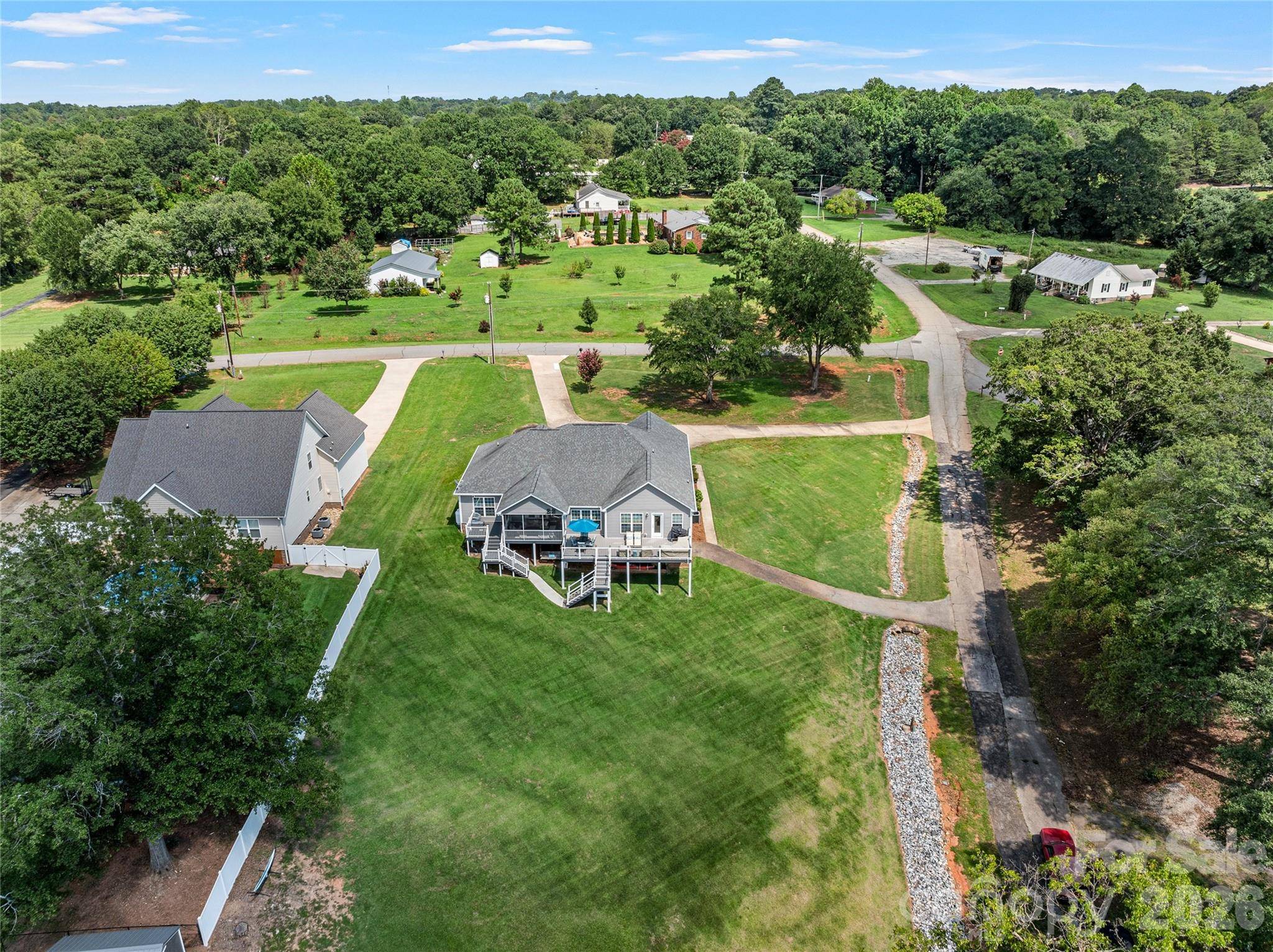 105 Michelle DR, Chesnee, SC 29323