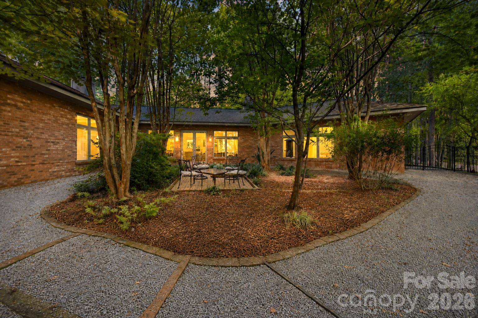 316 Riverwood RD, Mooresville, NC 28117