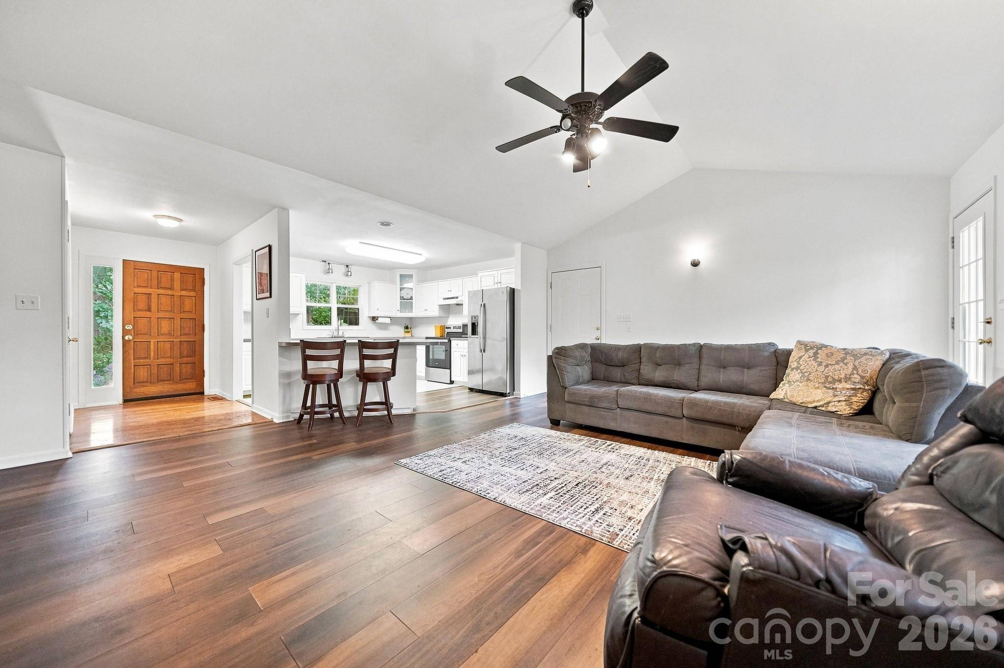 220 5th ST NE, Conover, NC 28613