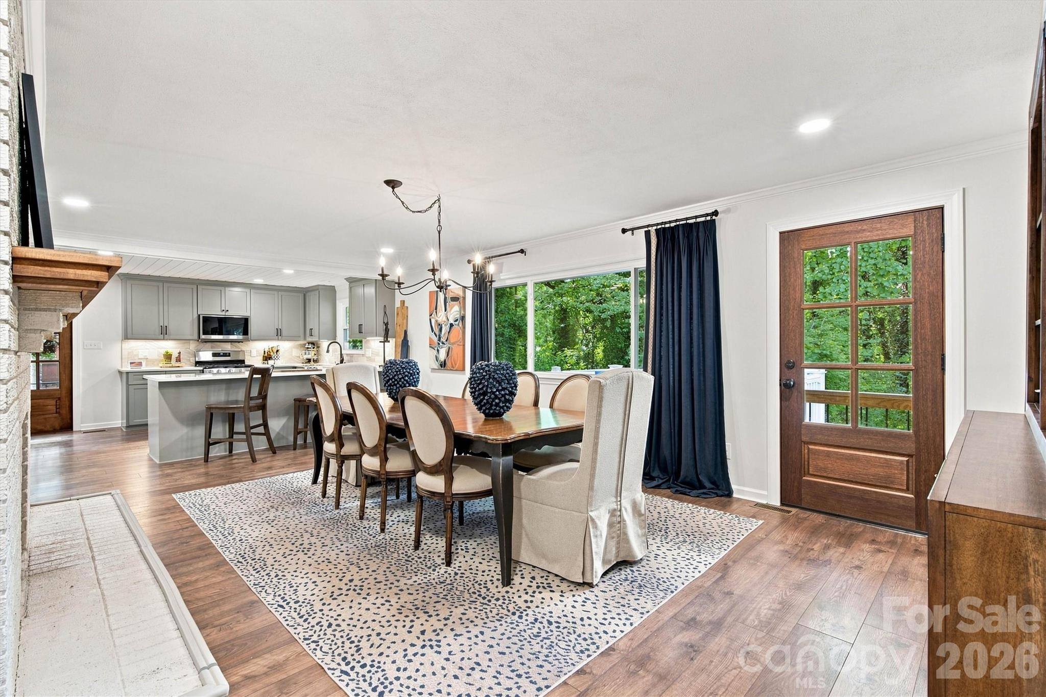 215 Pinehurst LN, Newton, NC 28658