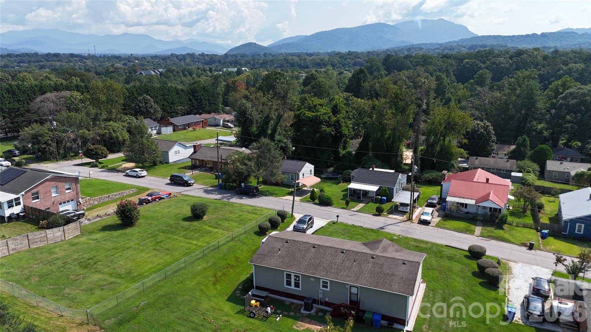 10 Brad ST, Asheville, NC 28803
