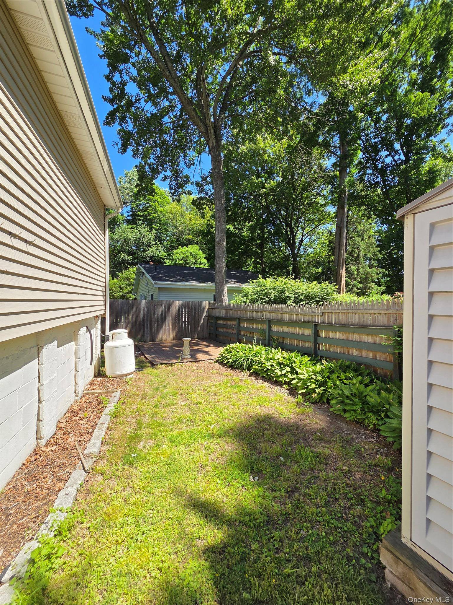 19 Ravina RD, Patterson, NY 12563