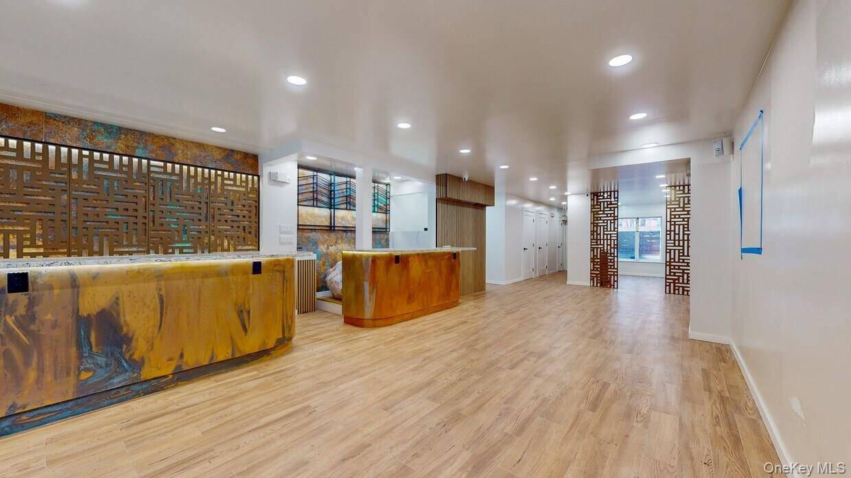 2150 5th AVE, New York (manhattan), NY 10037