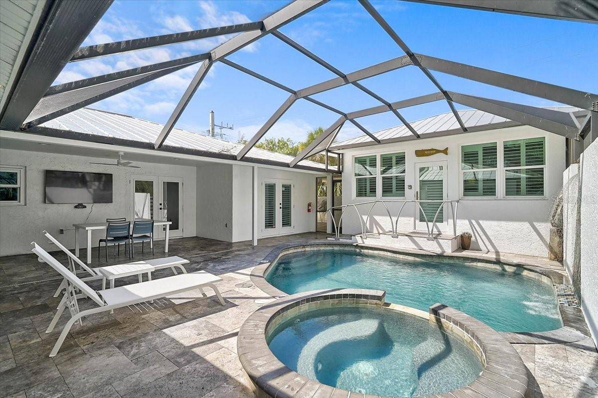 3515 LA PALOMA AVE, Sarasota, FL 34242