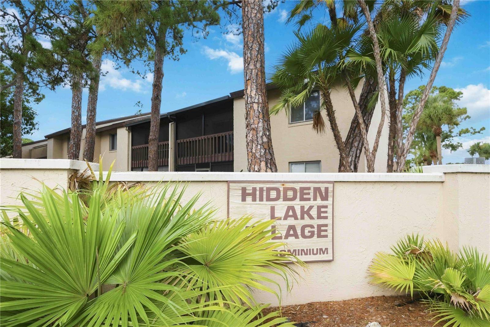 2752 HIDDEN LAKE BLVD #C, Sarasota, FL 34237