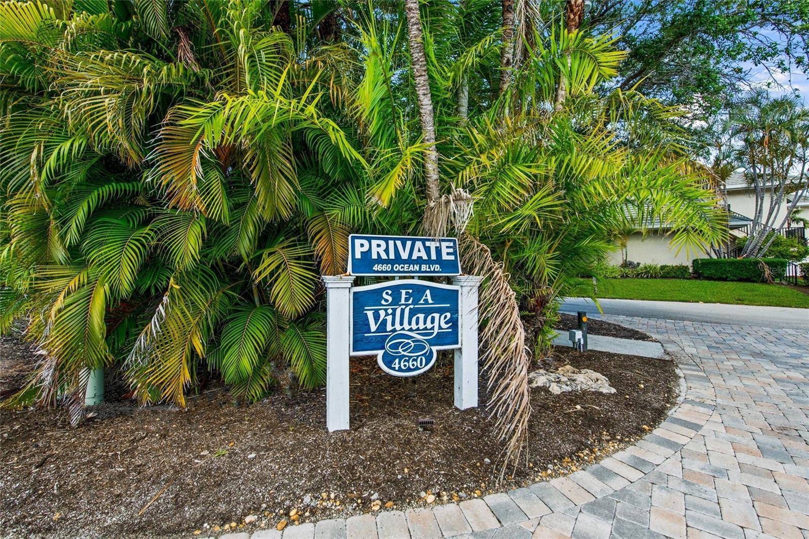 4660 OCEAN BLVD #F1, Sarasota, FL 34242