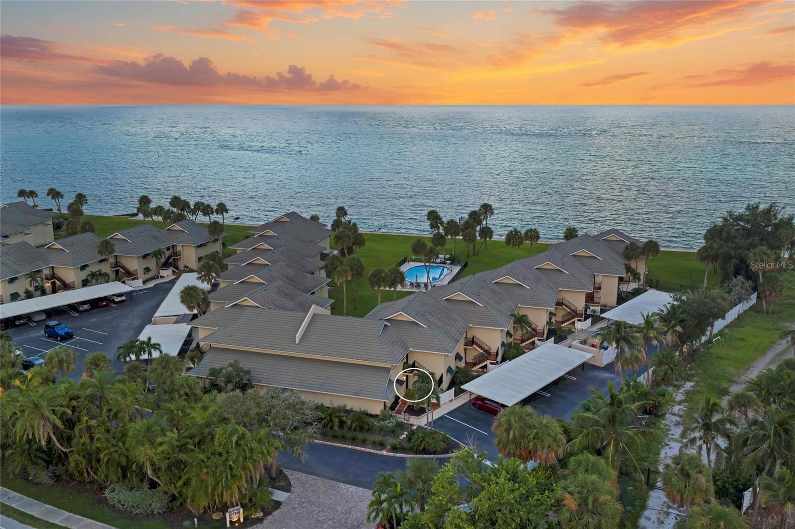 4660 OCEAN BLVD #F1, Sarasota, FL 34242