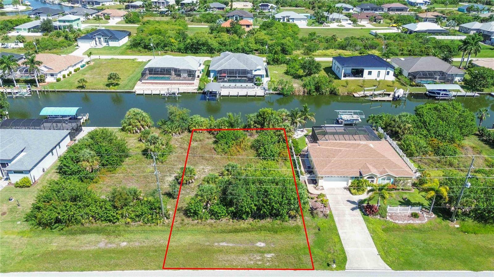 8633 CALUMET BLVD, Port Charlotte, FL 33981