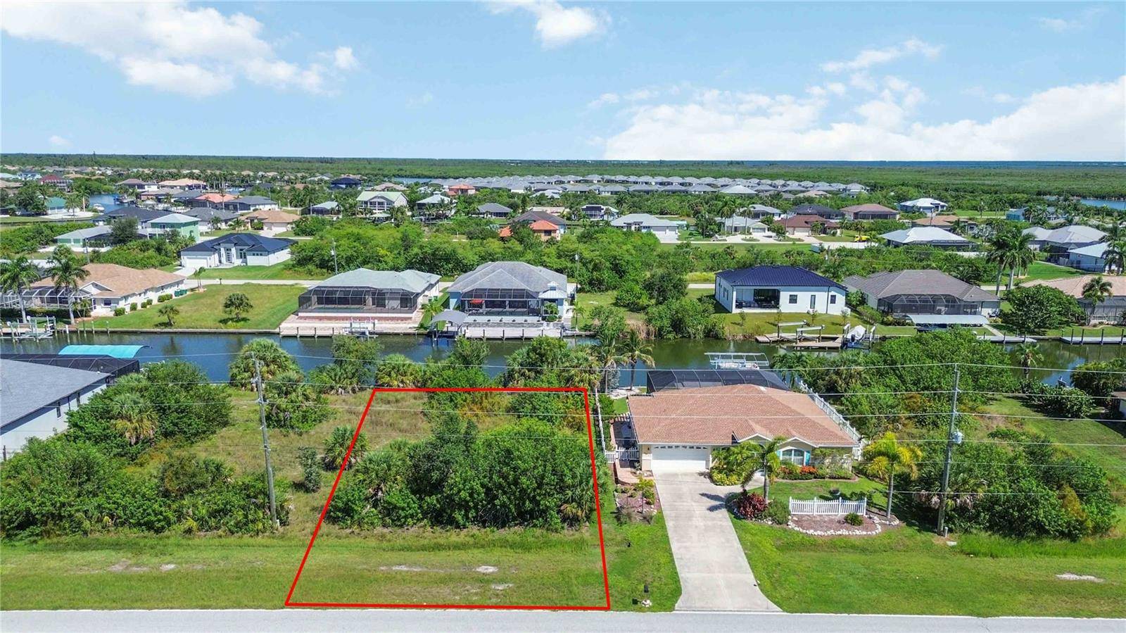 8633 CALUMET BLVD, Port Charlotte, FL 33981