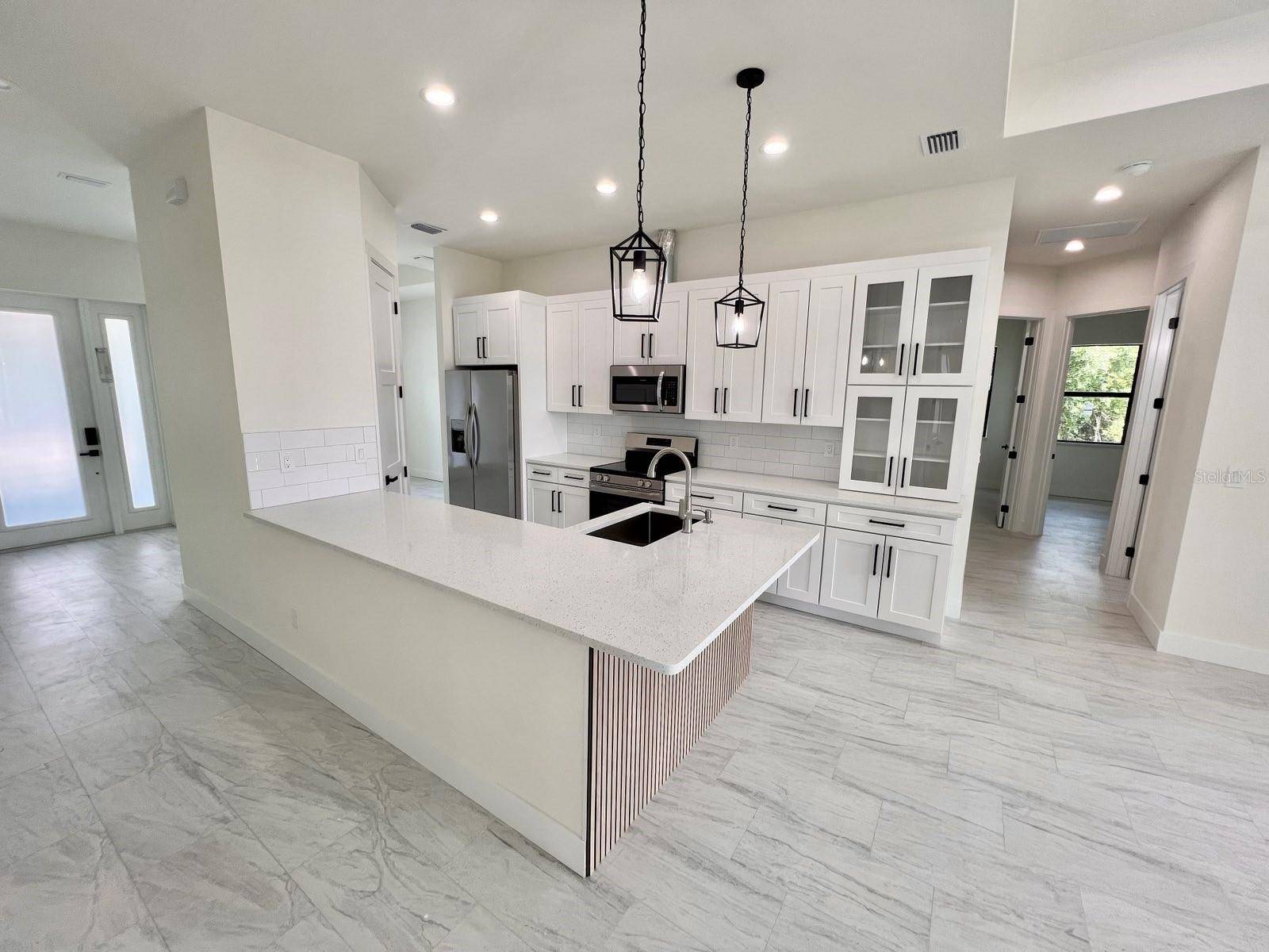 9245 BOCA GRANDE AVE, Englewood, FL 34224