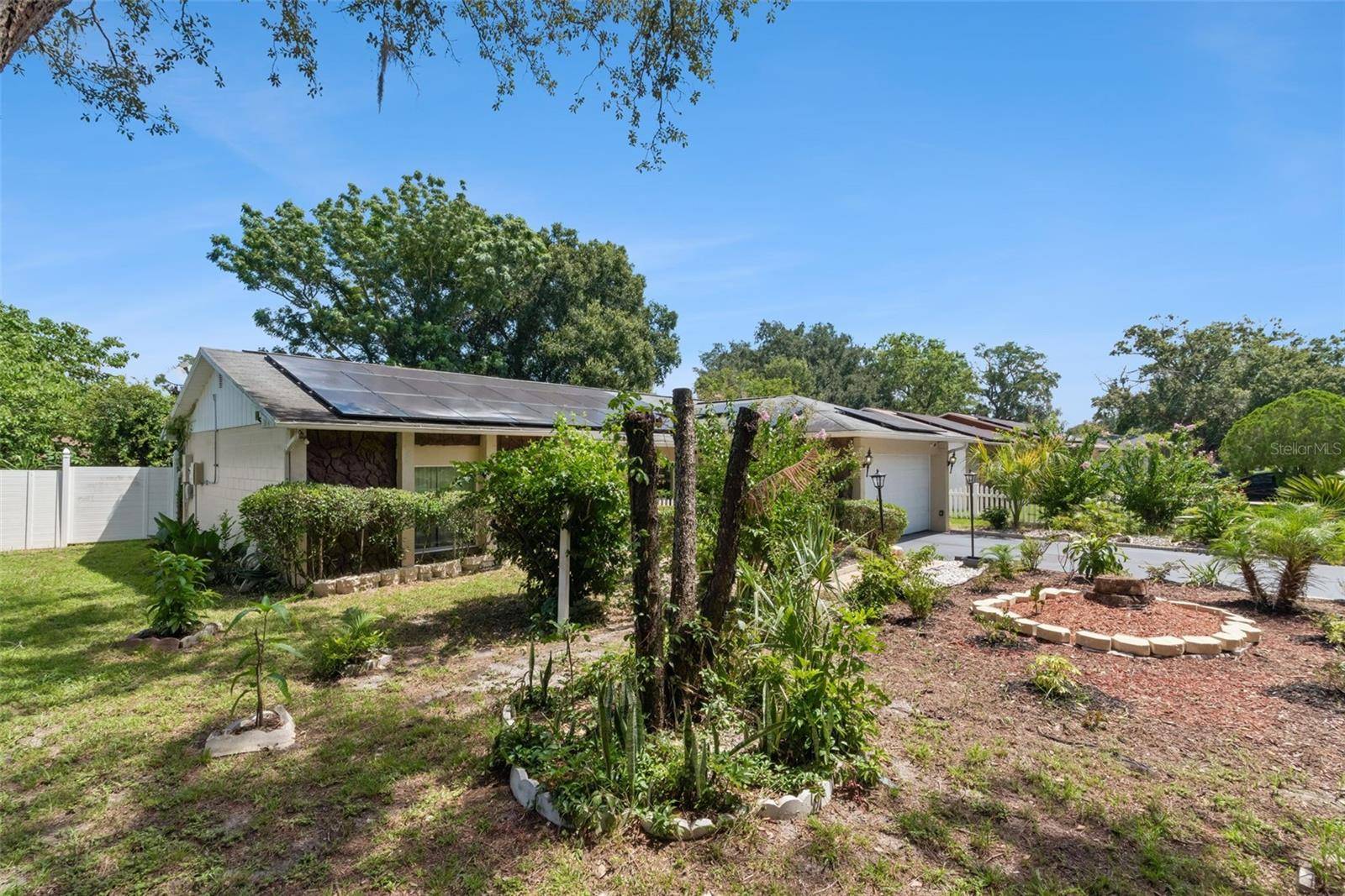 5851 HUTTON DR, Orlando, FL 32808