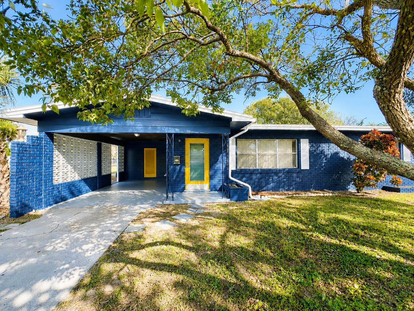 501 AVENUE G SE, Winter Haven, FL 33880