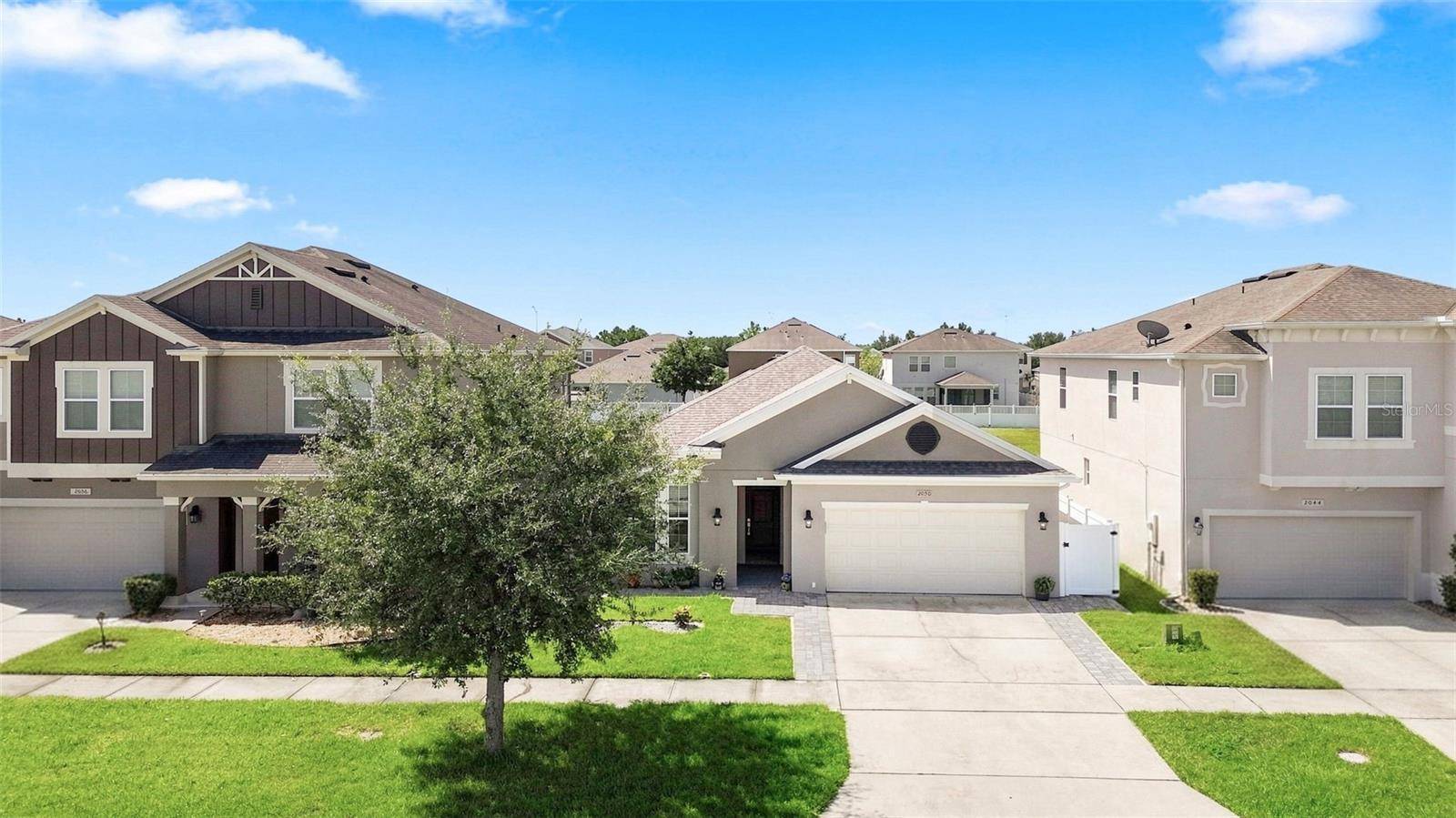 2050 BEACON LANDING CIR, Orlando, FL 32824