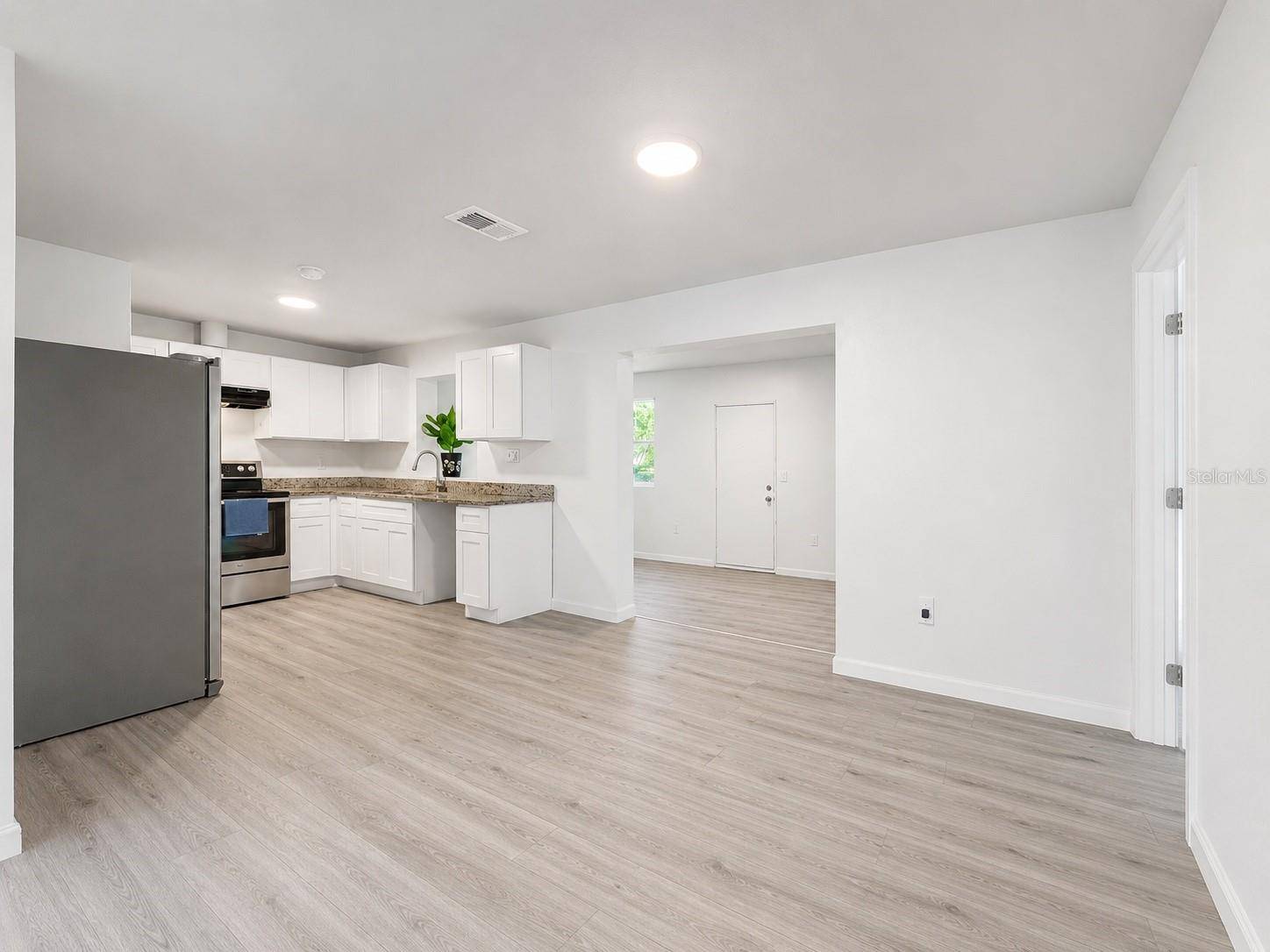 808 N 7TH ST, Haines City, FL 33844